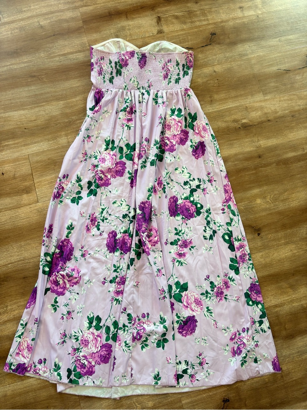 Women’s Floral Strapless Maxi Dress in Light purple - Picture 2 of 3